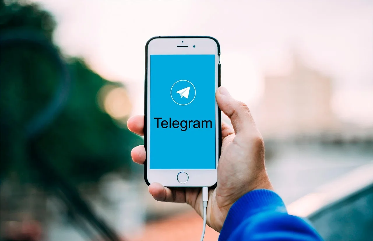 India bloquea Telegram contra el fraude en exámenes: ¿solución o censura?