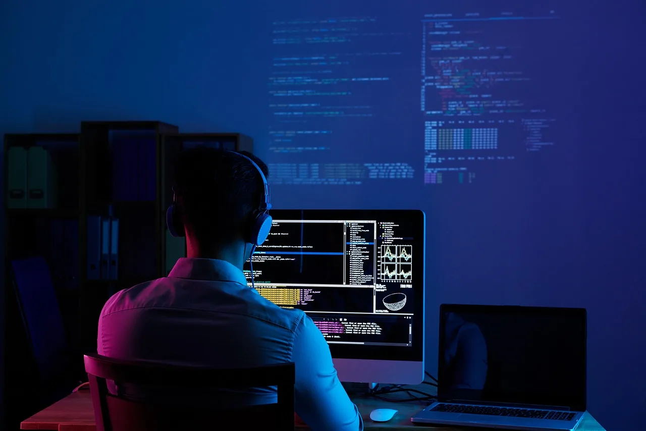GhostApproval y Ghostcommit: Dos nuevas vulnerabilidades ponen en jaque a los asistentes de código de IA