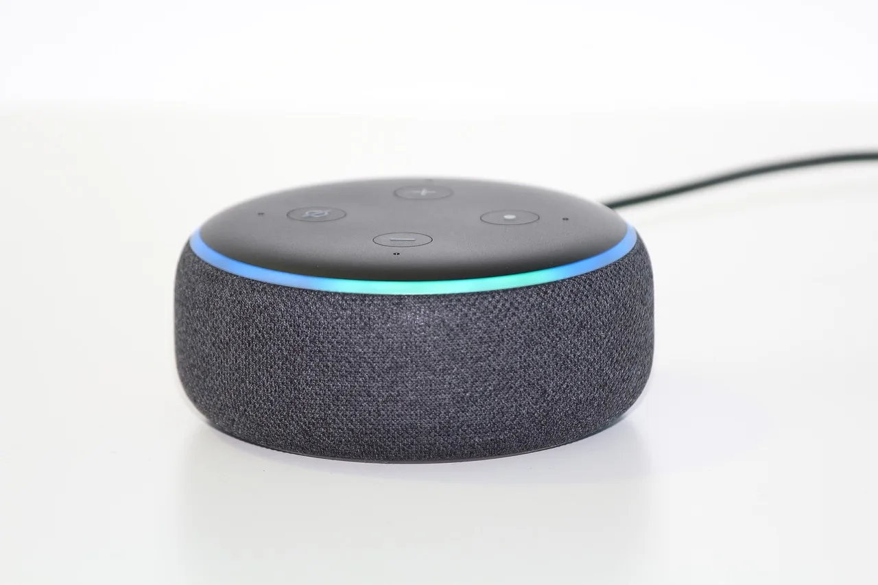 Alexa+ llega con funciones potentes… y algunos bugs que recordar