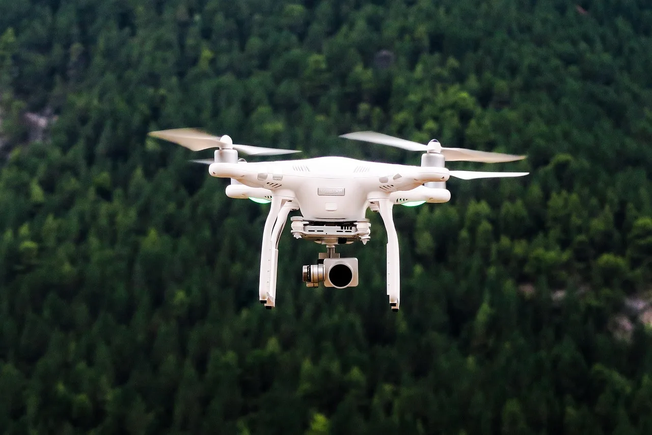 20 cambios al mes: el secreto manual de los drones ucranianos que fascina a la OTAN