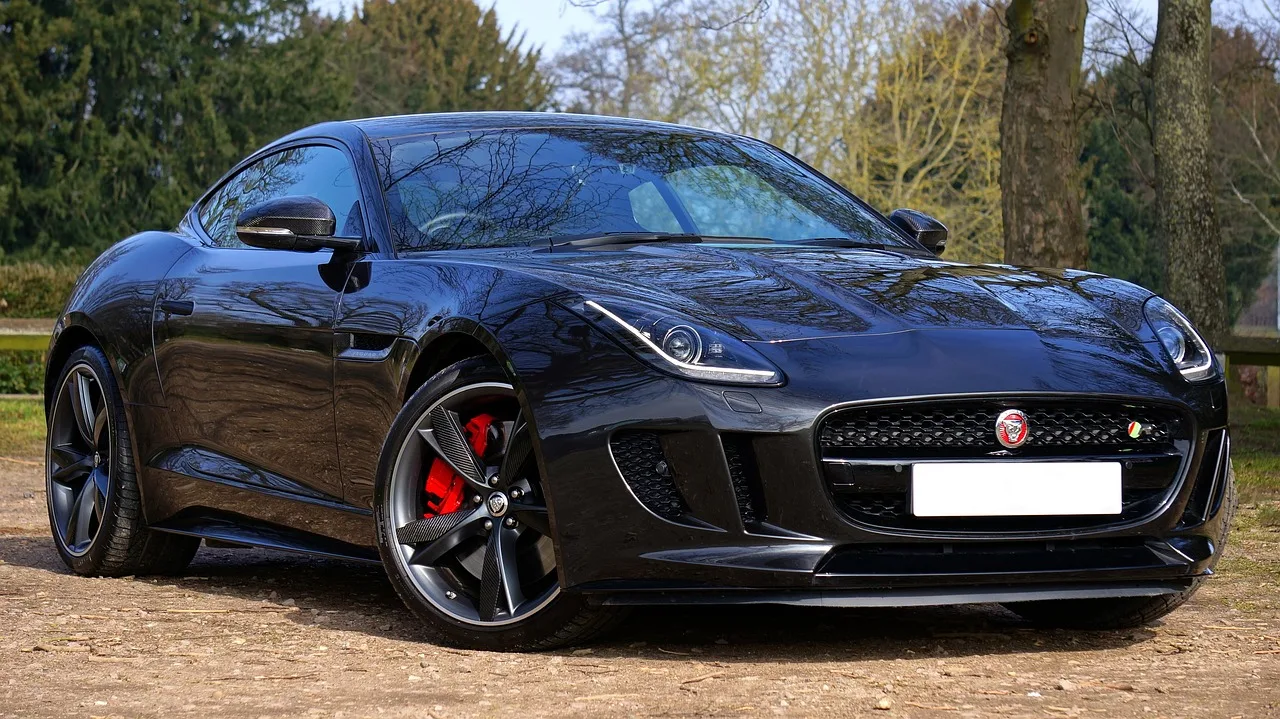 Jaguar Type 01: Adiós a la luna trasera y bienvenida a la pantalla digital