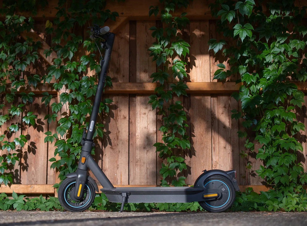 Segway prepara dos nuevas e-bikes para 2026: una Xyber de calle y un modelo secreto