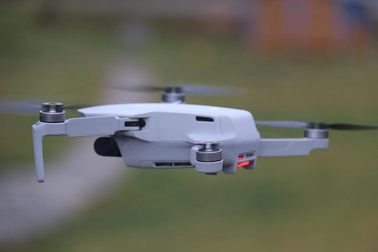 Dos ofertas imperdibles del DJI Neo: el mini dron desde $139 y el pack completo por $369